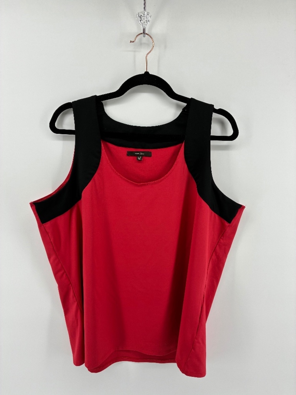 MASSIVE $10 SALE Red Black Details Tank Top